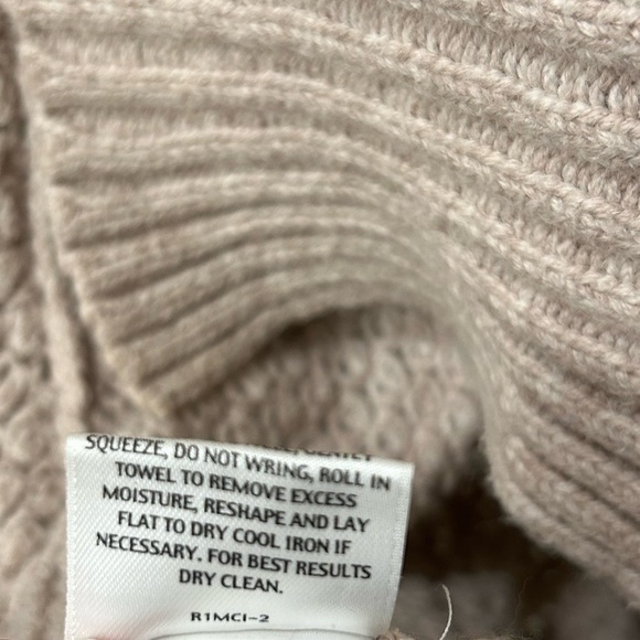 Eileen Fisher M Open Knit Oatmeal Cardigan Sweater Cozy Waterfall Style - Picture 4 of 9
